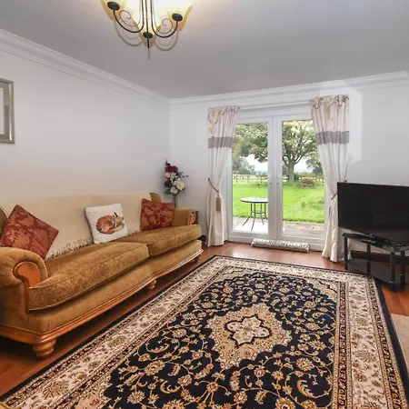 4 Bed In Penrith Oc-80541 Hébergement de vacances *