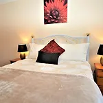 4 Bed In Penrith Oc-80541