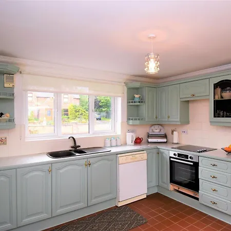 4 Bed In 80541 Ousby