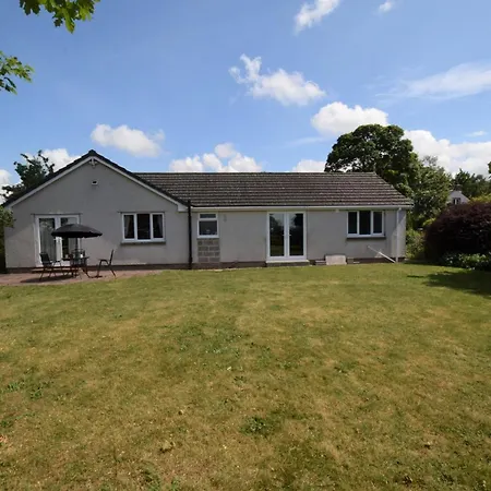 4 Bed In 80541 Holiday home