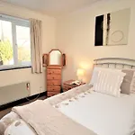 4 Bed In Penrith Oc-80541 *